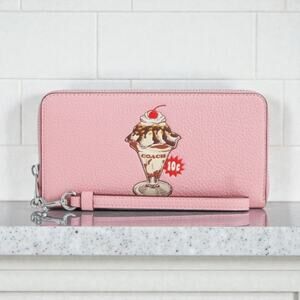 Coach Long Zip Around Pink Leather Wallet With Sundae Graphic CU380
